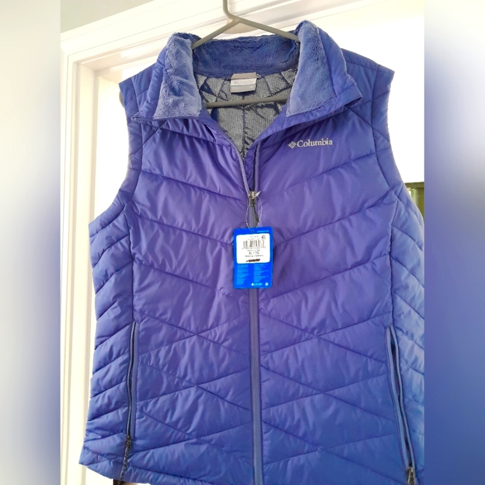 Columbia Quilted Vest XL NWT